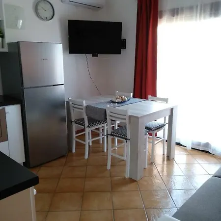Lu Brandali Apartment